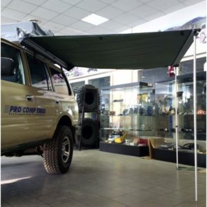 Компактный автомобильный навес (маркиза). Размер 2.5 м Х 2.0 м. Каркас - алюминий, ткань - синтетика.